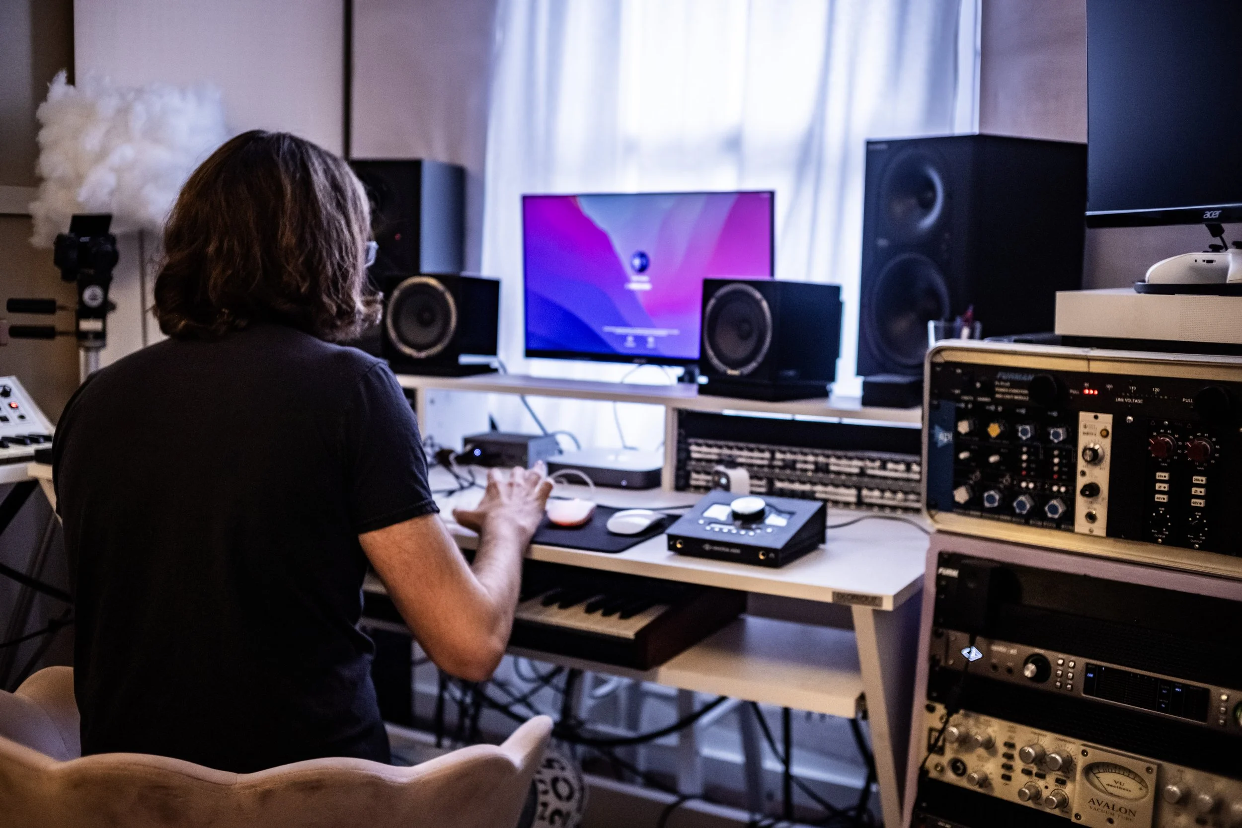 Studio Sessions Redefine Creative Expression Through Innovative Production Workflow Systems